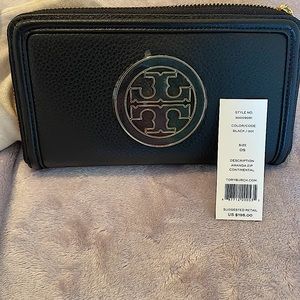 Tory Burch zippy wallet